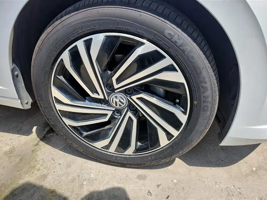 Volkswagen Sagitar 2021 280TSI DSG Luxury Smart Connect фото 6