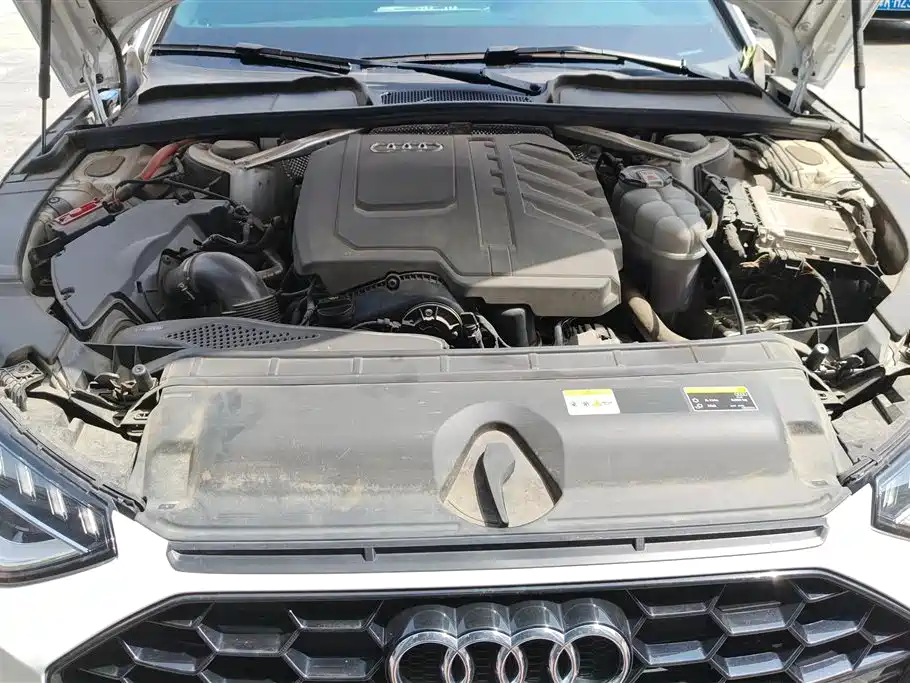 Audi A4L 2023 40 TFSI Luxury Sport фото 10