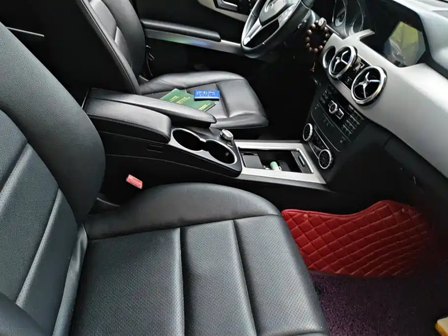 Mercedes-Benz GLK-Class 2013 Facelift GLK 300 4MATIC Fashion фото 8