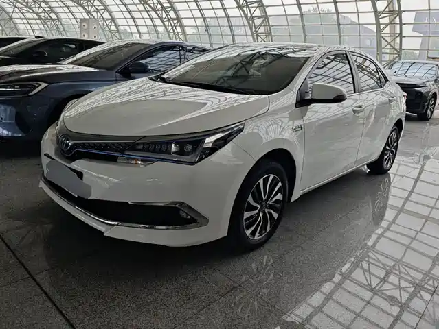  Toyota Corolla Twin Engine E+ 2020 1.8L E-CVT Comfort Edition