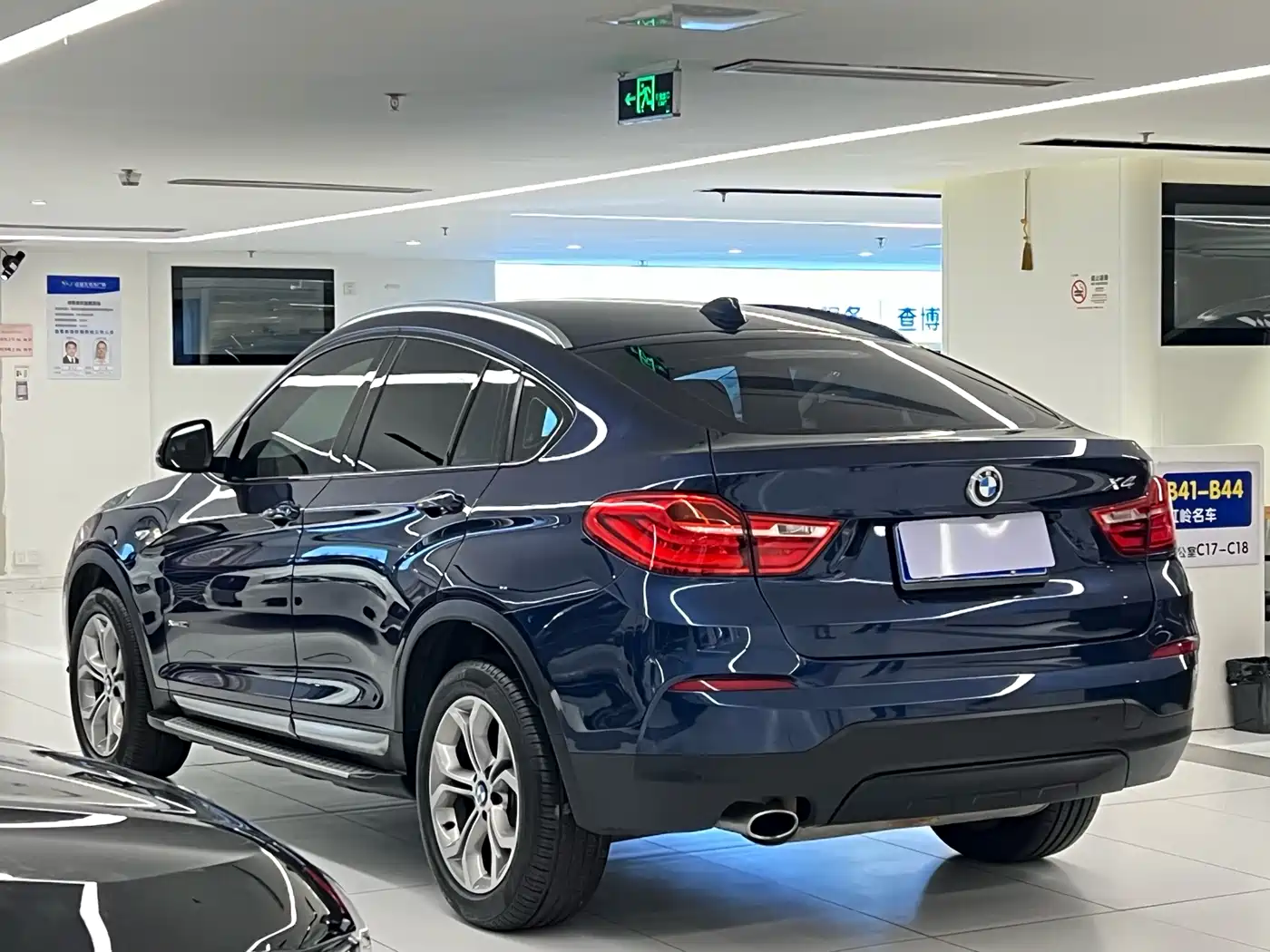 BMW X4 2014 xDrive20i X Design Package фото 21