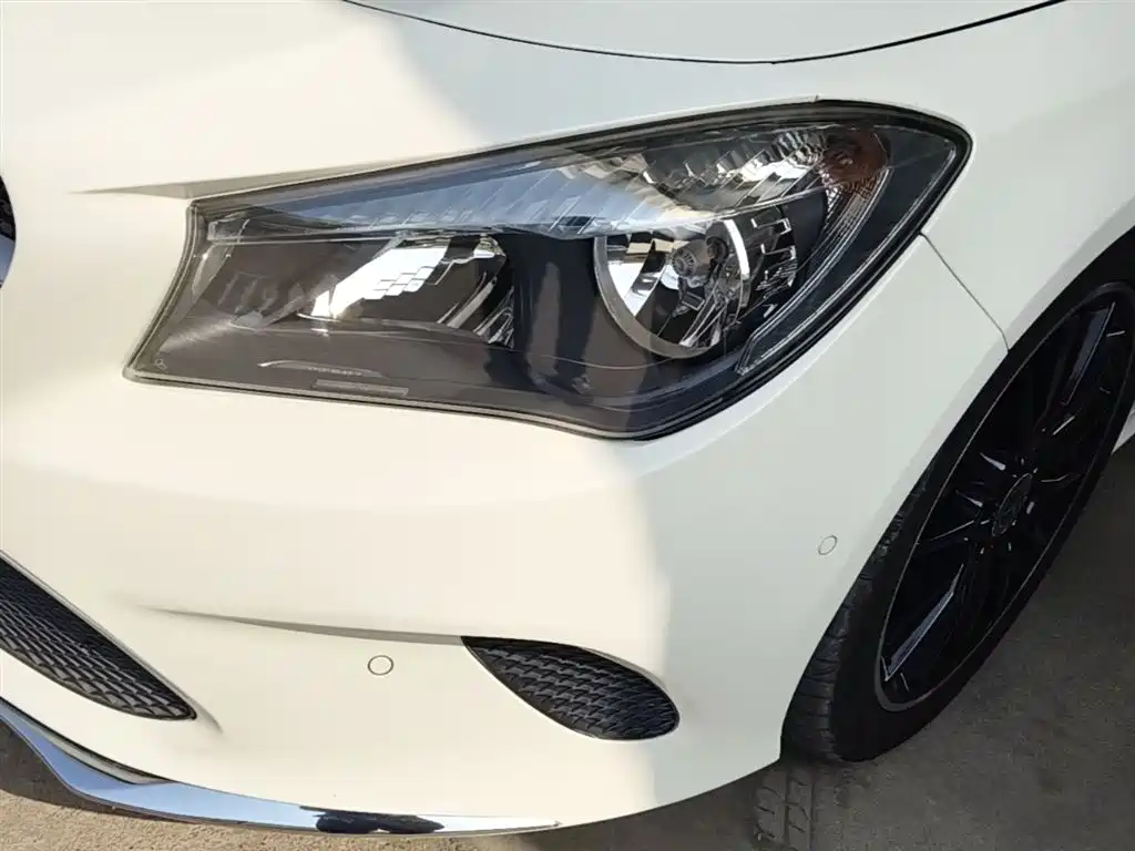 Mercedes-Benz CLA (Import) 2017 Facelift CLA 200 Dynamic фото 24