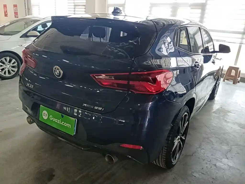Photo 7 - BMW X2
