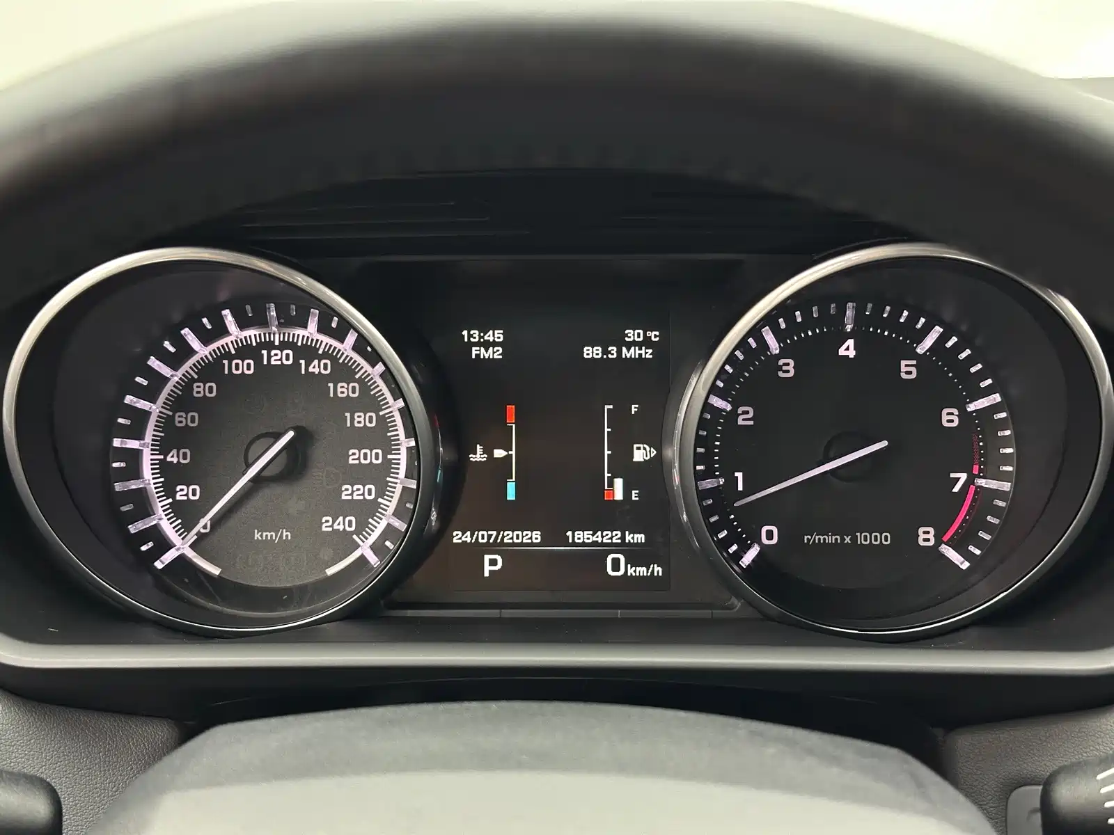 صورة 22 - Land Rover Range Rover Sport