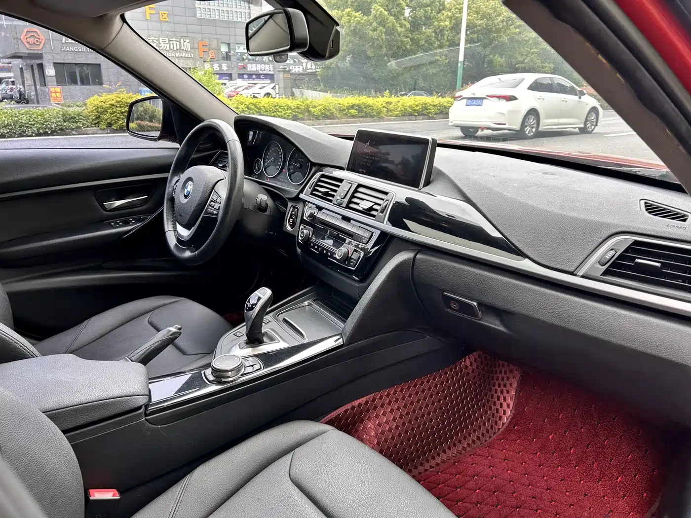 BMW 3 Series 2017 320Li M Sport фото 12