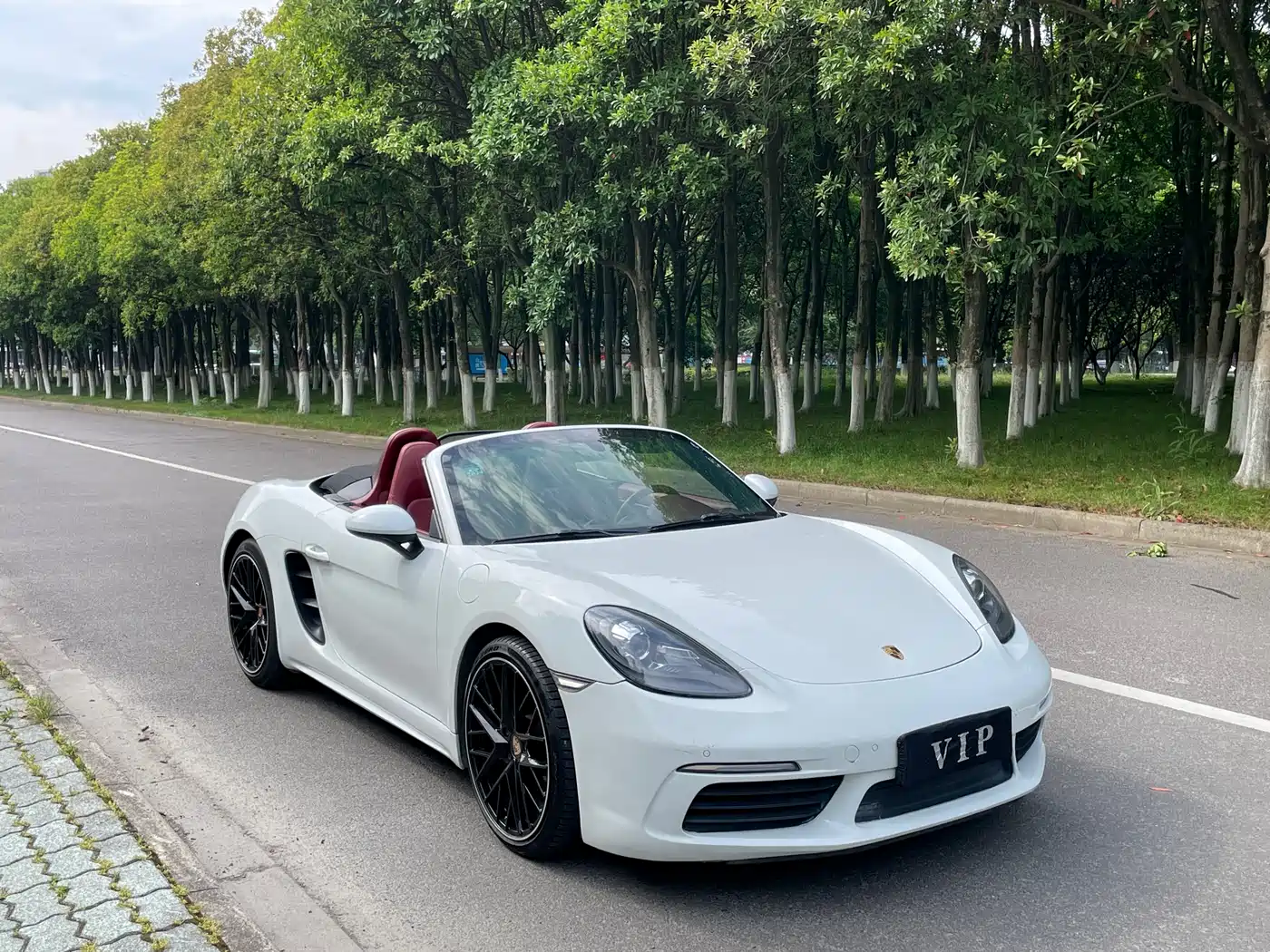 Porsche 718 2016 Boxster 2.0T фото 5
