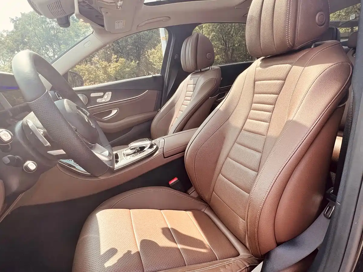 Mercedes-Benz E-Class 2016 E 300 L Sport Fashion Type фото 11