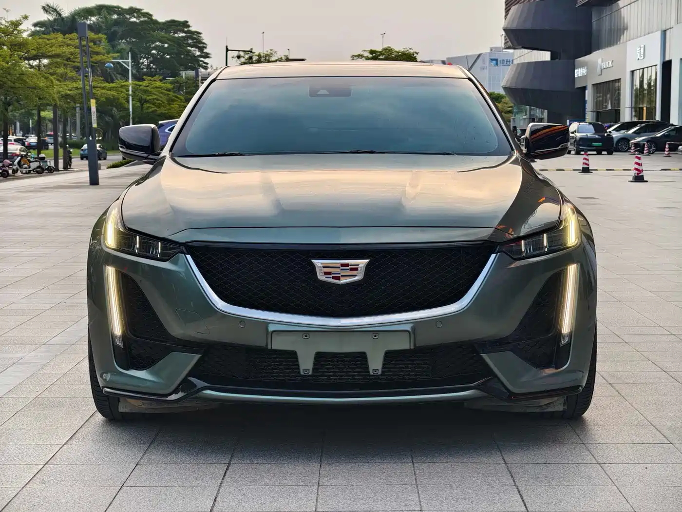 Cadillac CT5 2023 28T Prestige Style фото 2