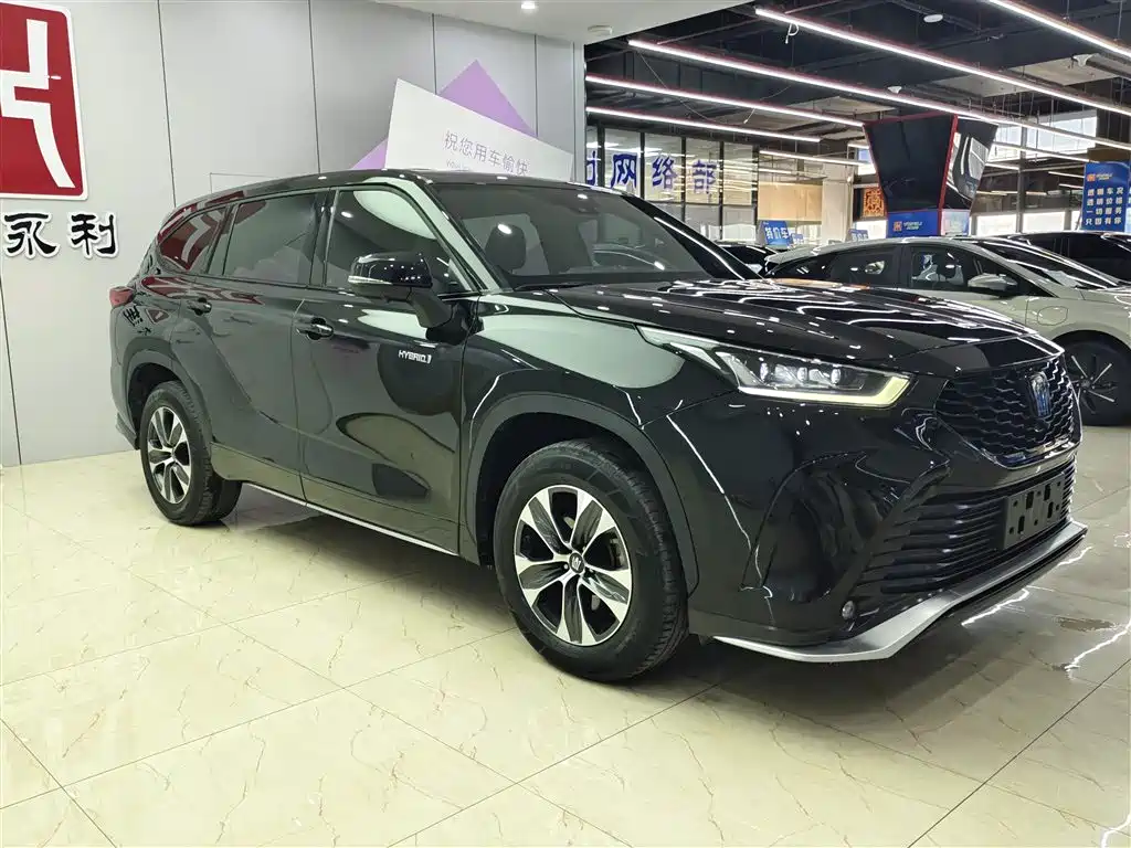 Toyota Crown Kluger 2022 2.5L HEV 2WD Elite Edition фото 3