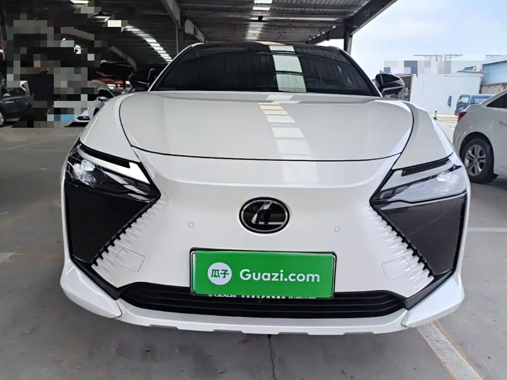 Lexus RZ 2024 2023 300e Long Range Luxury Edition