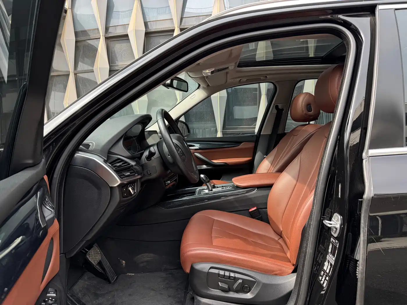 BMW X5 (Import) 2017 xDrive35i Leading Edition фото 5