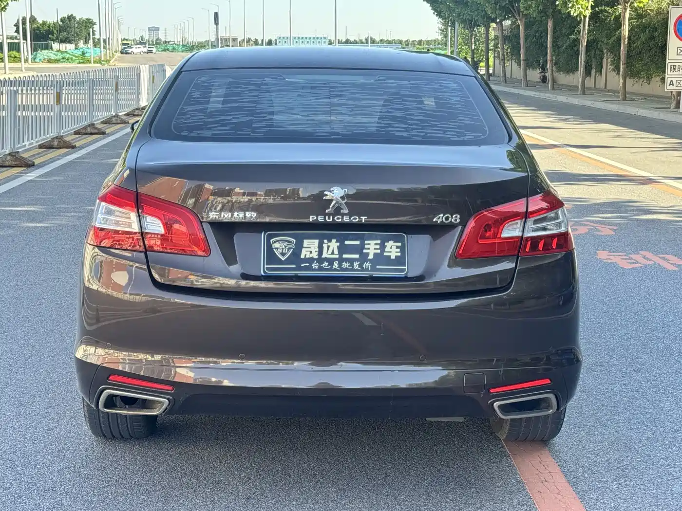 Peugeot 408 2016 1.6T Automatic Luxury Edition фото 7