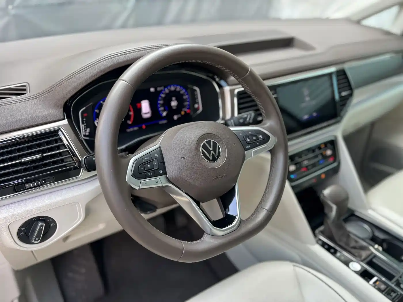 Volkswagen Viloran 2020 380TSI Flagship Edition фото 10
