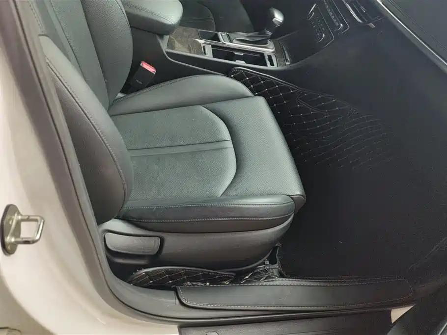Kia K5 2016 1.6T Automatic LUX фото 8