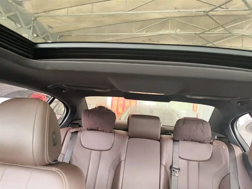 BMW 5 Series 2019 525Li M Sport Package фото 18