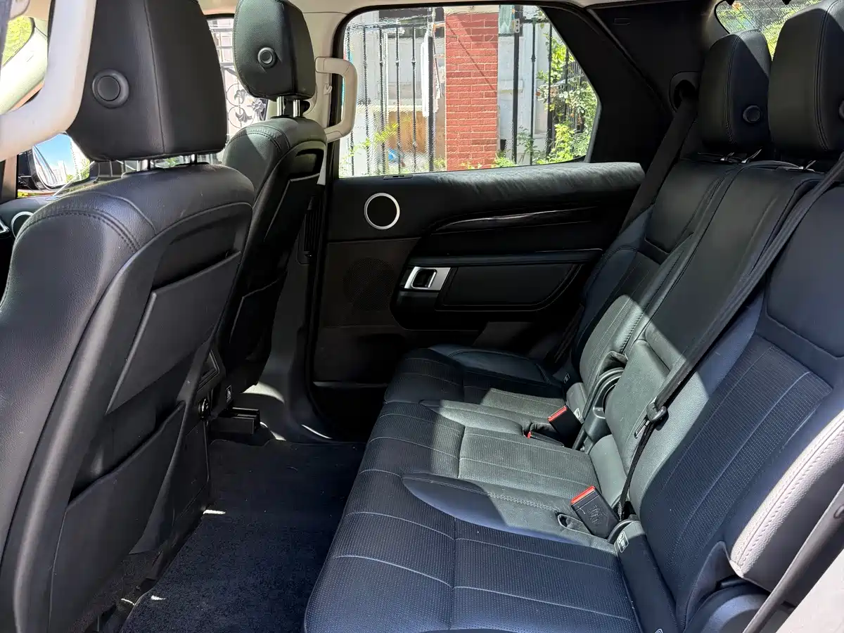 Фото 5 - Land Rover Discovery