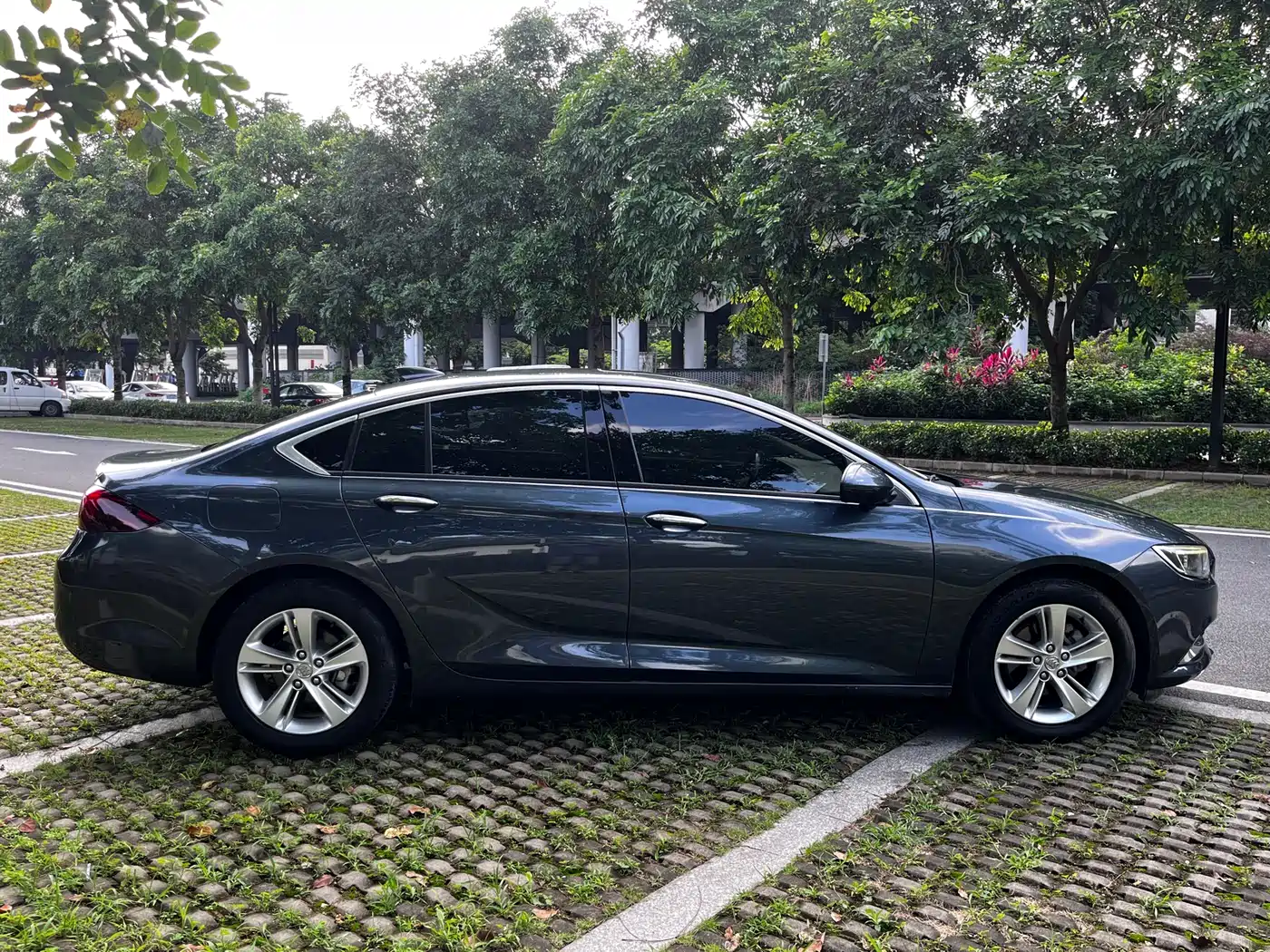 Buick Regal 2019 20T Elite China VI фото 6