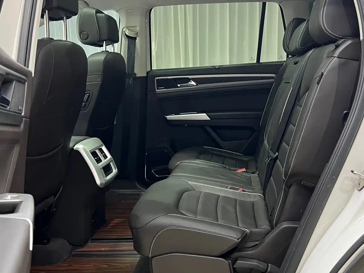 Volkswagen Teramont 2017 530 V6 AWD Ultimate Flagship Edition фото 12
