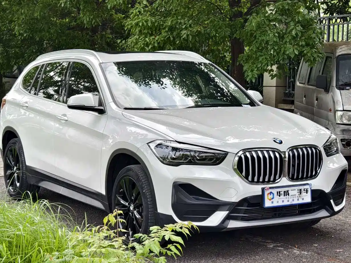 BMW X1 2020 sDrive20Li Fashion Model фото 2