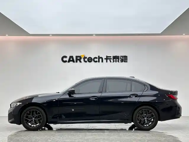 BMW 3 Series 2026 330Li M Sport Shadowline Package — фото 2