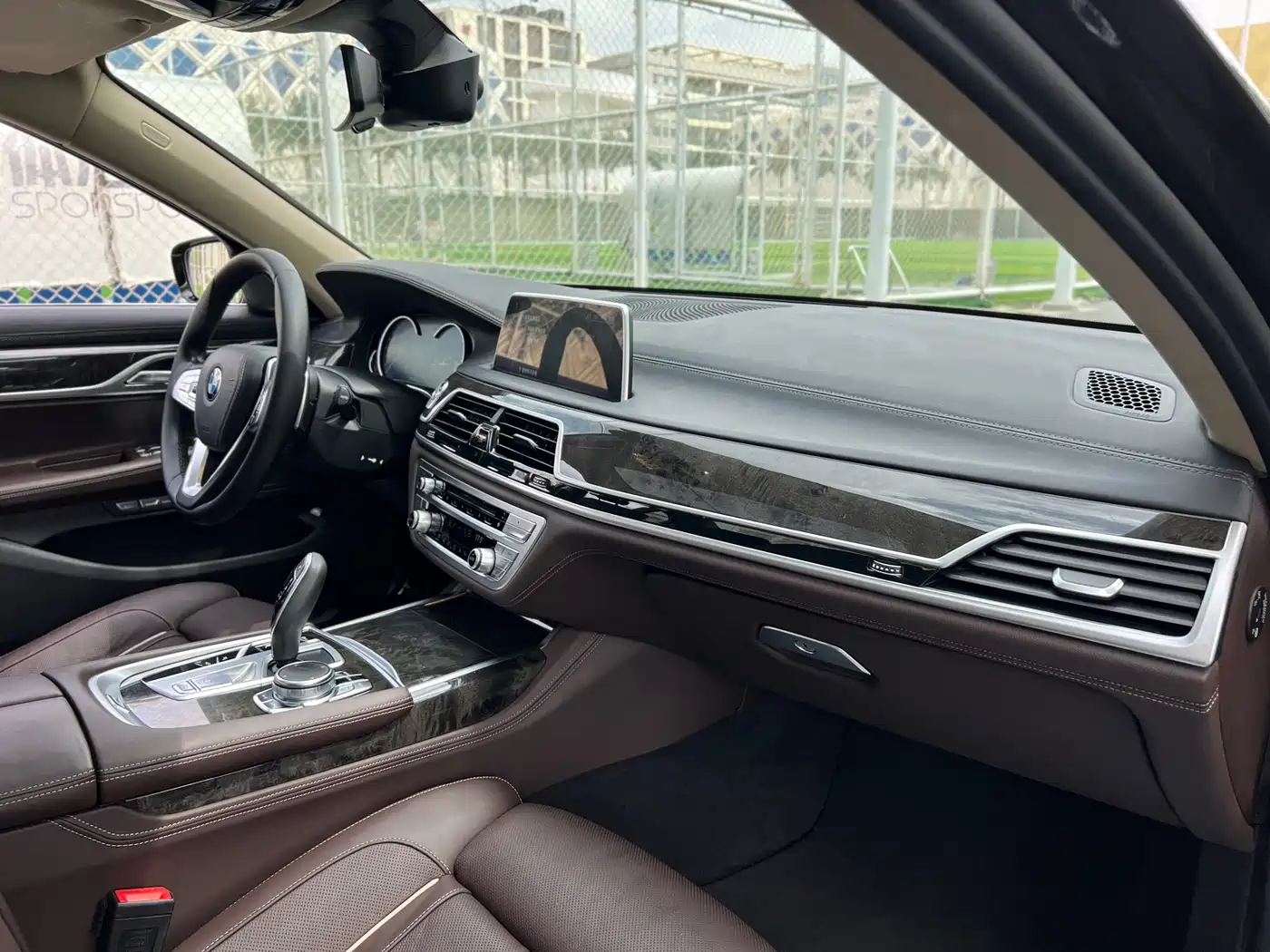 BMW 7 Series 2017 740Li Leading Edition фото 11