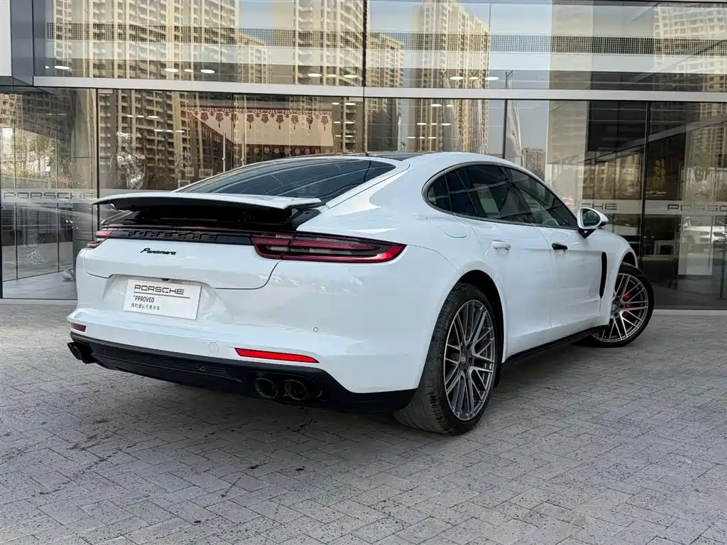 Porsche Panamera 2017 Panamera 3.0T фото 2