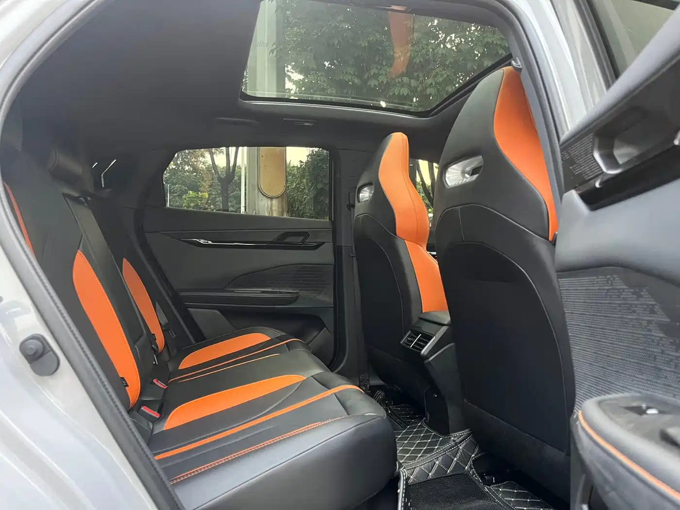 Changan UNI-V 2026 2025 1.5T 500Bar Premium Sport Model