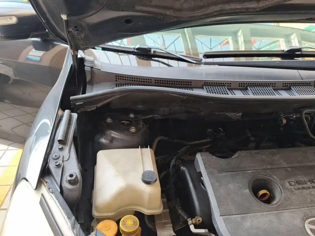 Mazda Mazda5 2015 2013 2.0L Automatic Luxury