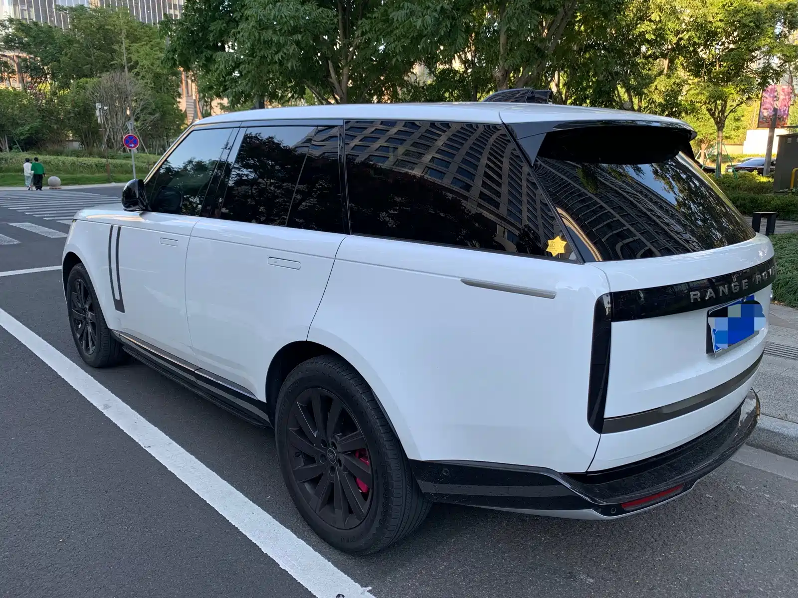 Фото 9 - Land Rover Range Rover