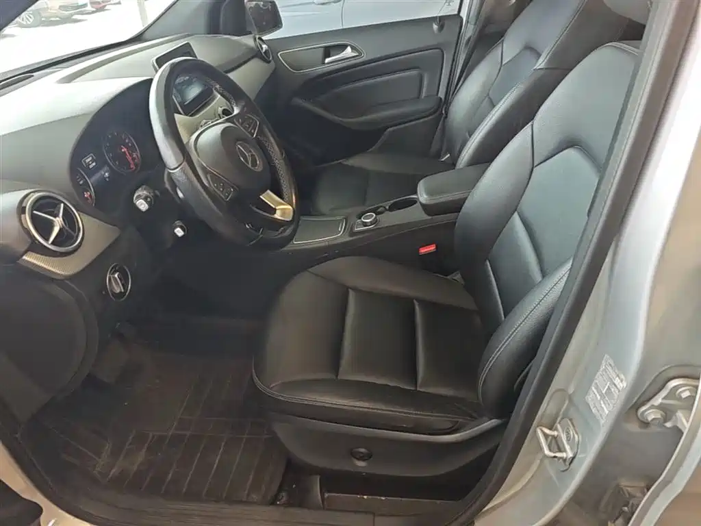 Mercedes-Benz B-Class 2015 B 200 Style фото 15