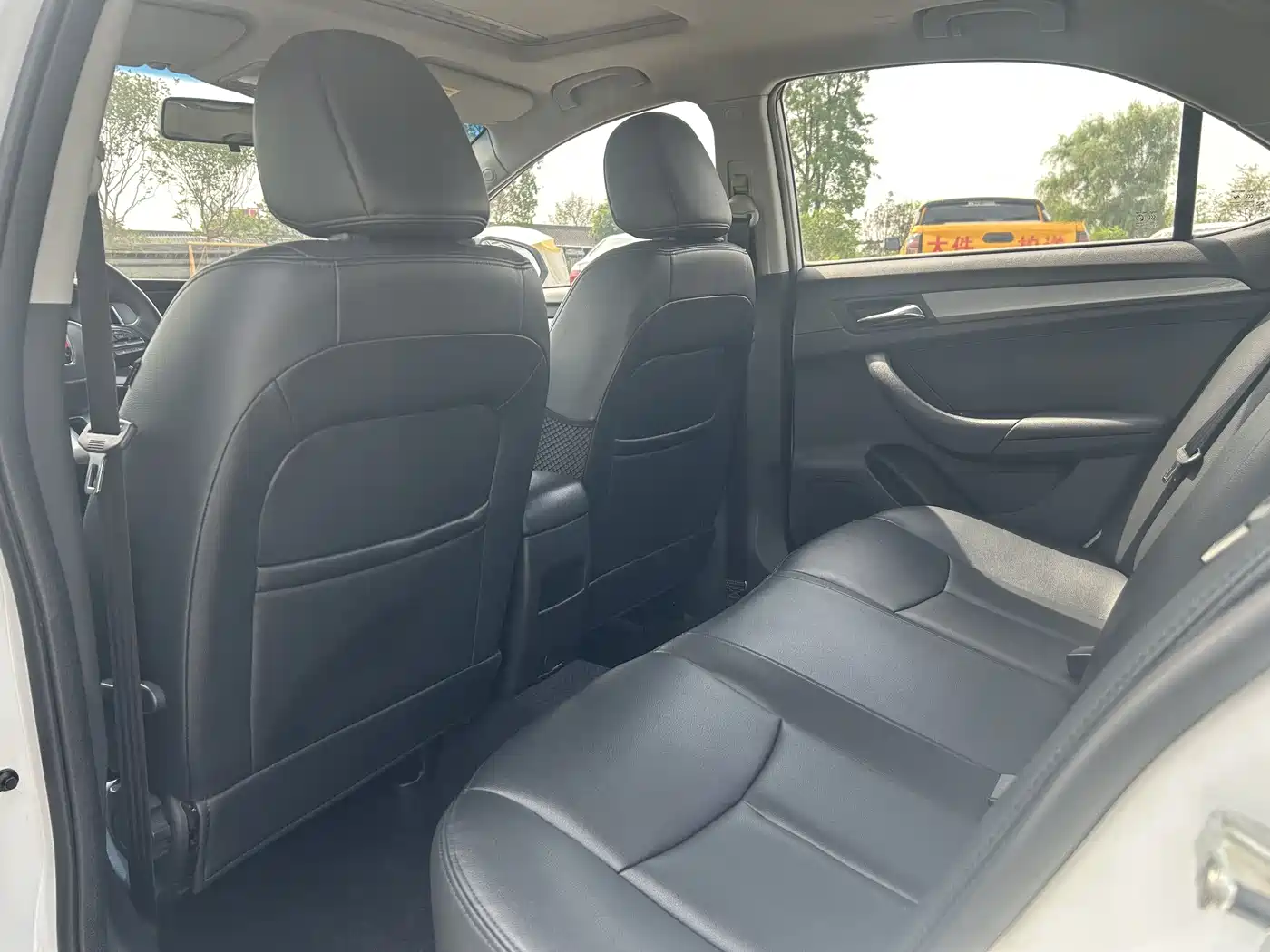 Roewe 360 2018 2018 PLUS 1.5L Automatic Exclusive Edition
