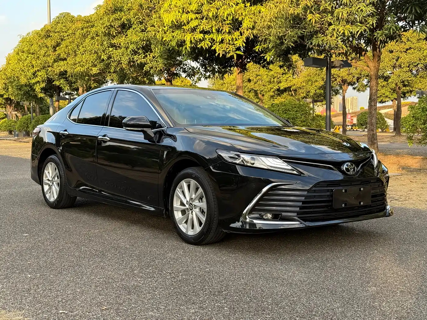 TOYOTA CAMRY