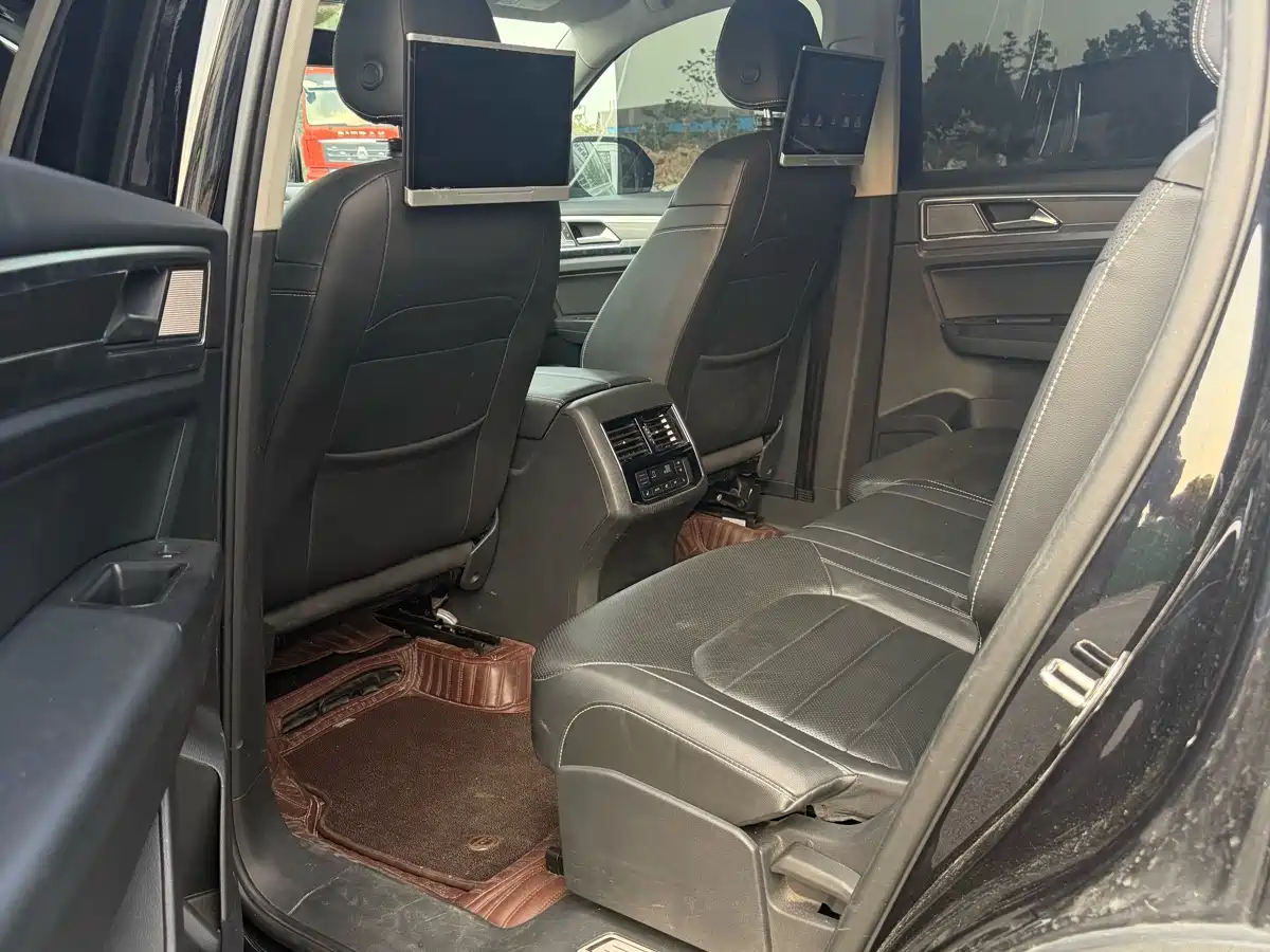 Volkswagen Teramont 2019 330TSI 2WD Luxury China VI фото 9