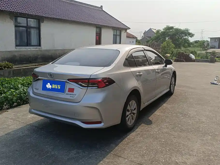 Toyota Corolla 2021 1.2T S-CVT Pioneer PLUS Edition фото 3