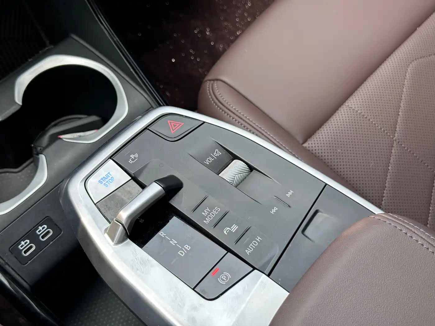 BMW iX1 2023 eDrive25L M Sport Package фото 6