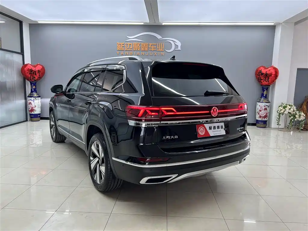 Volkswagen Teramont 2023 380TSI AWD Premium Luxury Edition фото 4