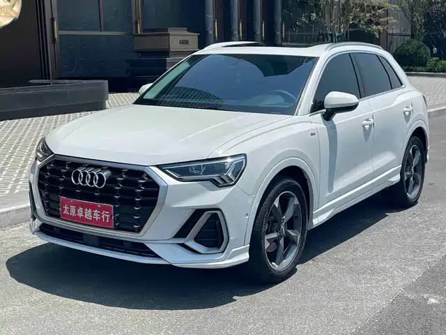 Audi Q3 2021 35 TFSI Fashion Sport
