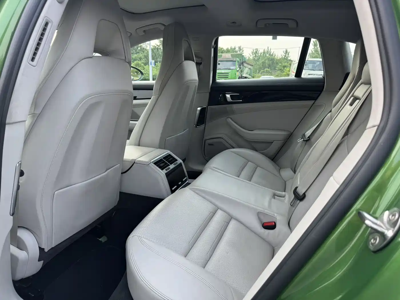 Porsche Panamera 2019 Panamera 4 Sport Turismo 2.9T фото 6