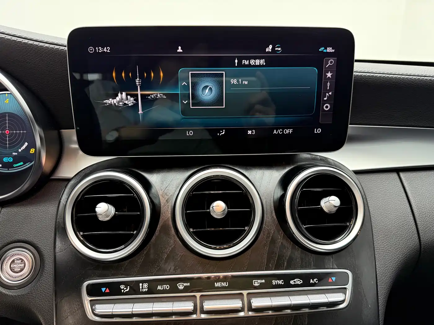 Mercedes-Benz C-Class, миниатюра 11