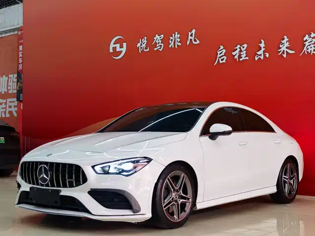 MERCEDES-BENZ CLA
