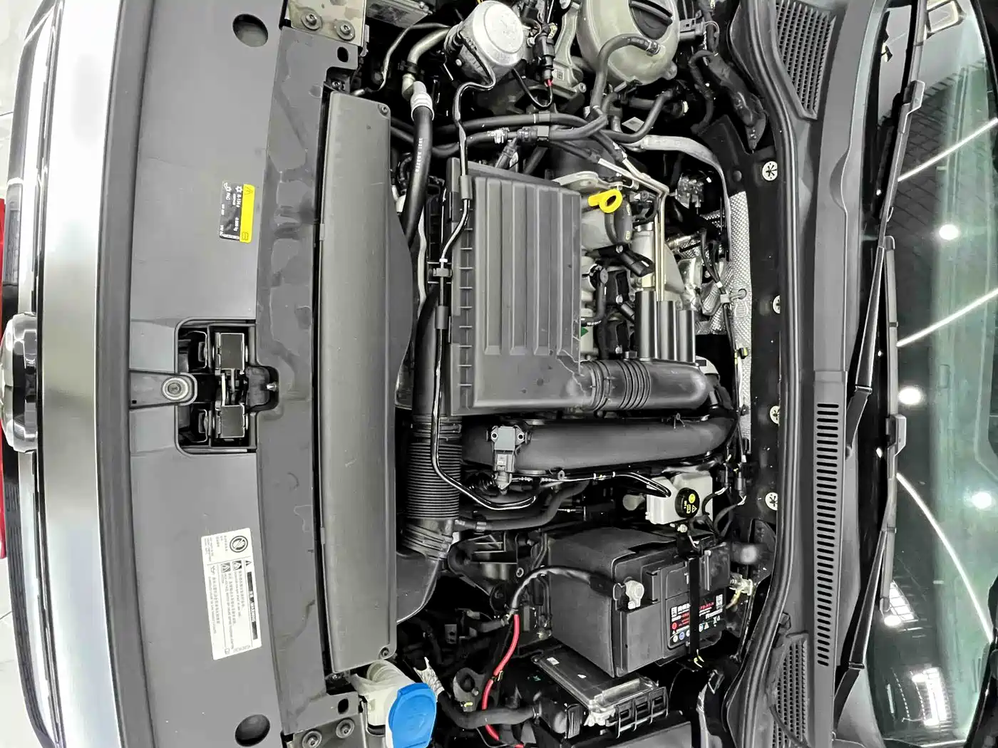 Volkswagen Passat 2022 280TSI Elite Edition фото 19