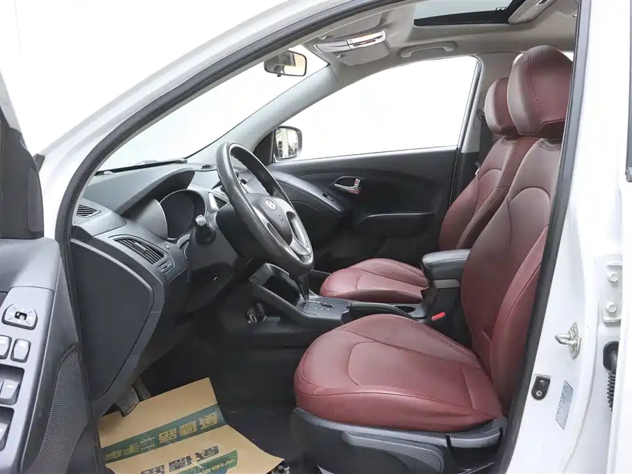 Hyundai Beijing Hyundai ix35 2015 2.0L Automatic 2WD Comfort China V фото 13