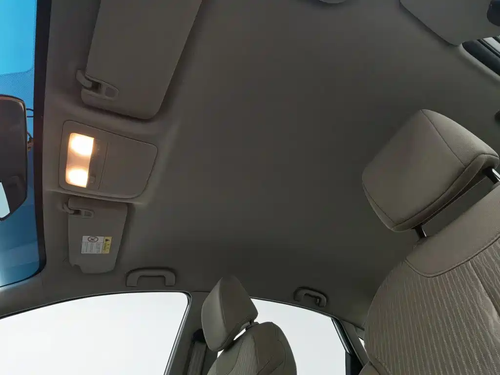 Фото 14 - Buick Excelle