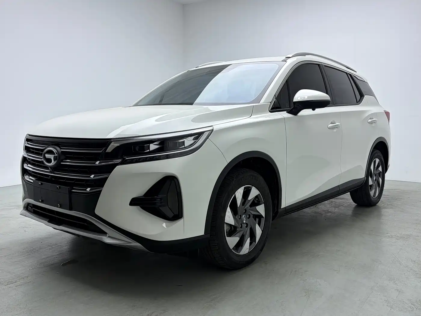 Фото 1 - GAC Trumpchi GS4