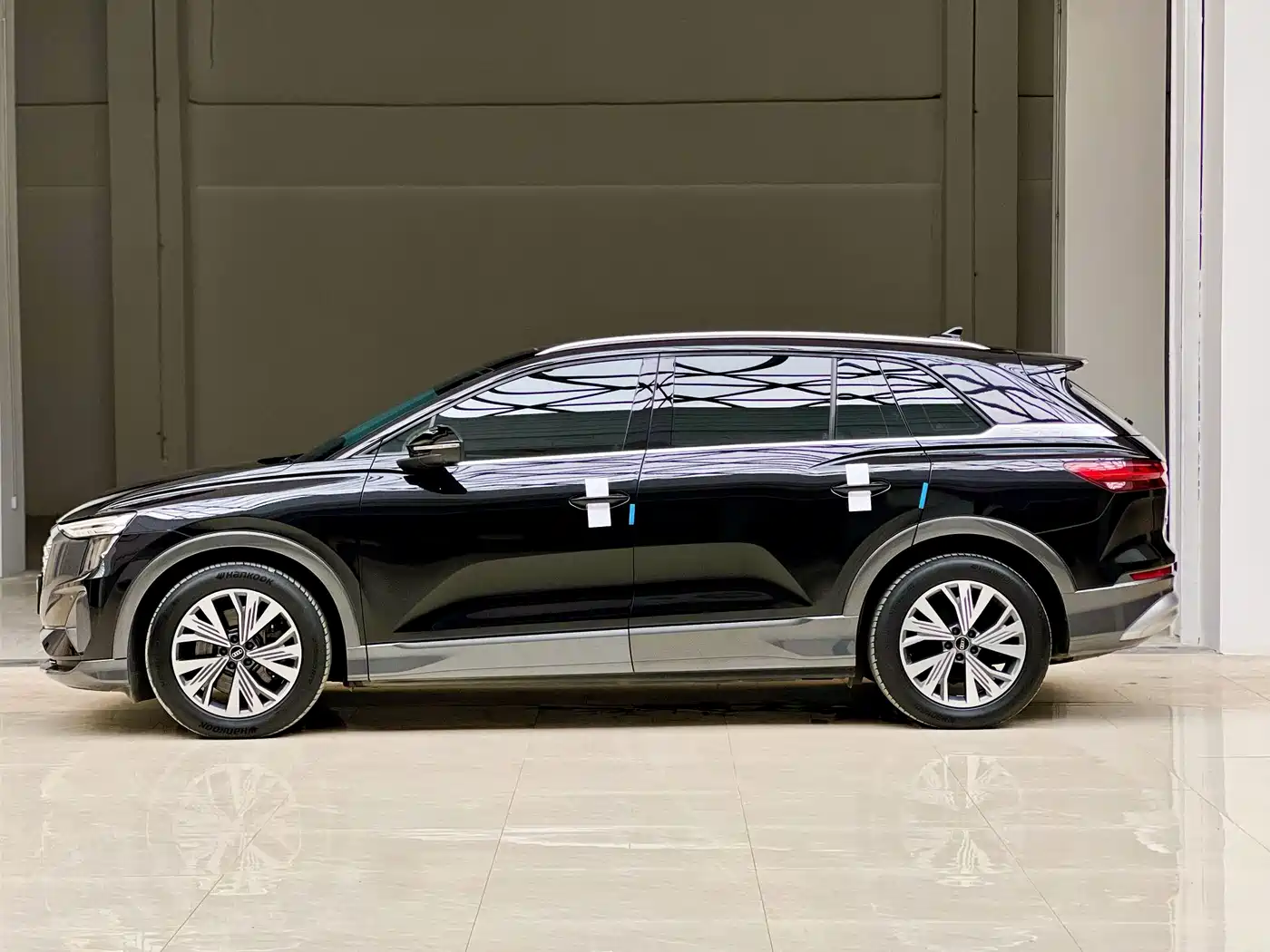 Audi Q5 e-tron 2023 2023 40 e-tron Starlight Edition Brocade Package