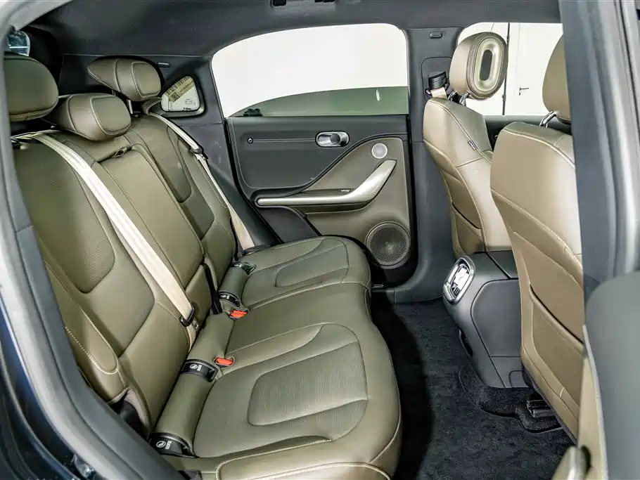 smart Elf #1 2025 2026 Agile New Luxury Edition