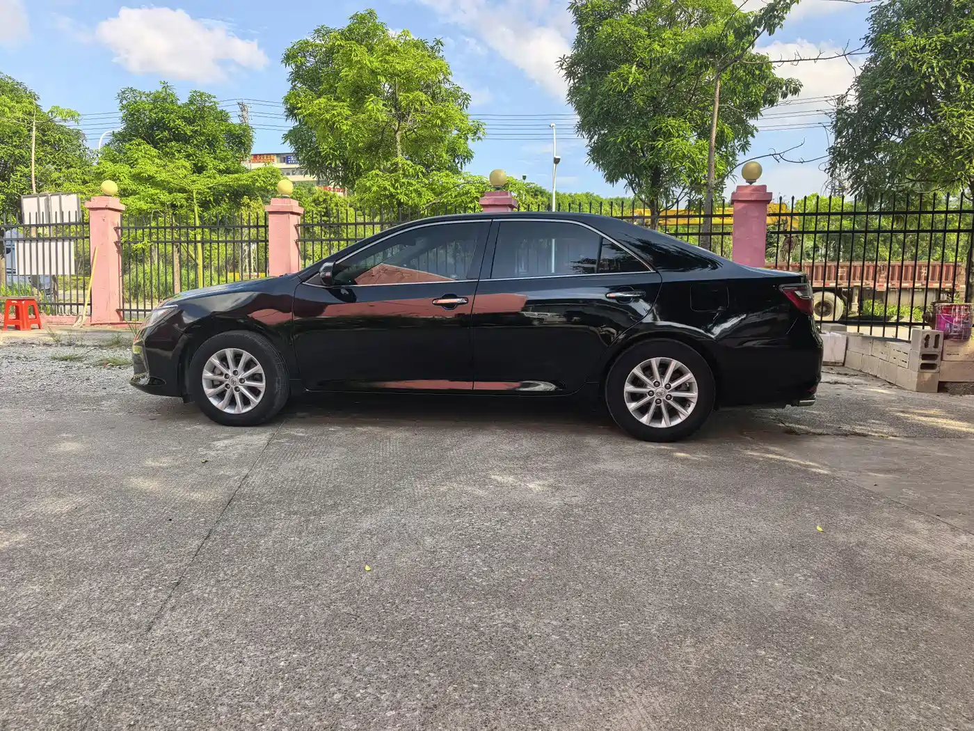 Toyota Camry 2015 2.0G Leading Edition фото 4
