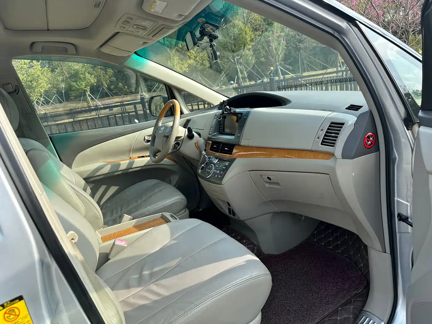 Toyota Previa 2006 Model 2.4L 7-Seater Luxury Edition фото 7