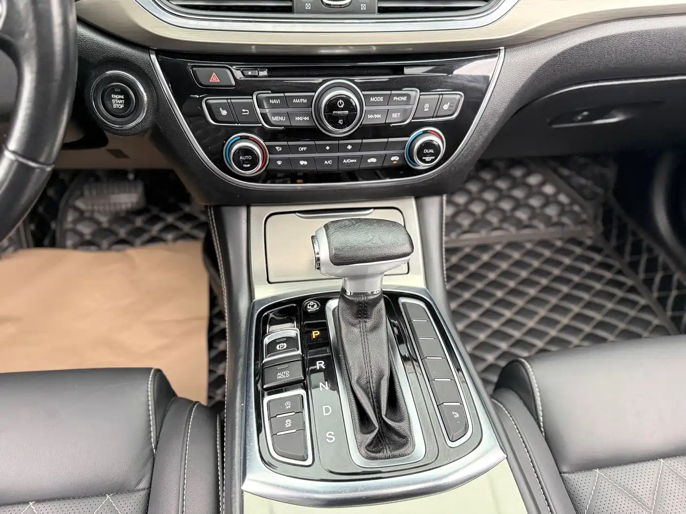 GAC Trumpchi Trumpchi GA8 2017 280T Premium Edition фото 13