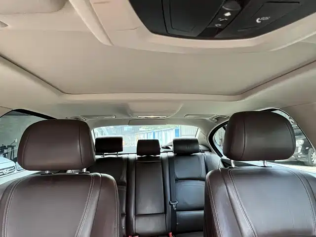 BMW 5 Series 2014 525Li Luxury Design Package — фото 5